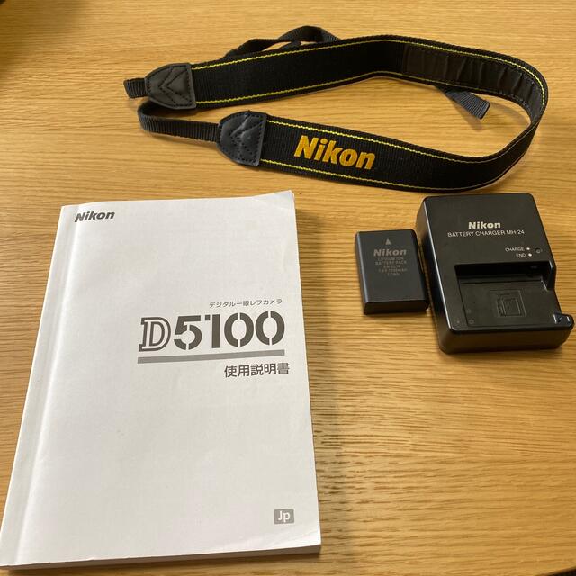 Nikon D5100 一眼レフ (品) Nikon D5100 一眼レフ (品)