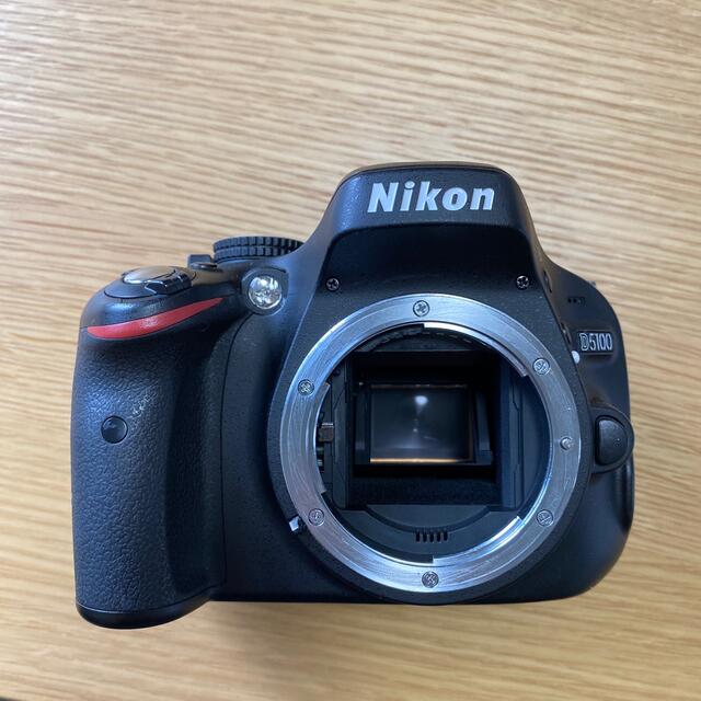 Nikon D5100 一眼レフ (品) Nikon D5100 一眼レフ (品)