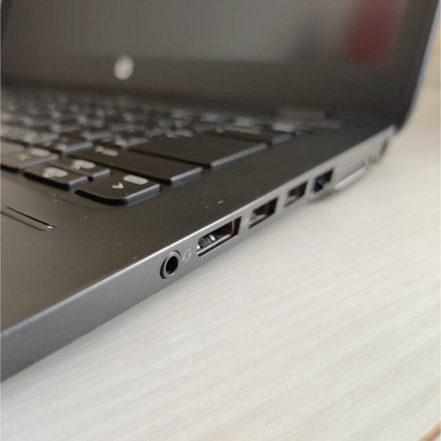 HP(ヒューレットパッカード)のZBook 14 スマホ/家電/カメラのPC/タブレット(ノートPC)の商品写真