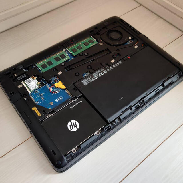 HP(ヒューレットパッカード)のZBook 14 スマホ/家電/カメラのPC/タブレット(ノートPC)の商品写真