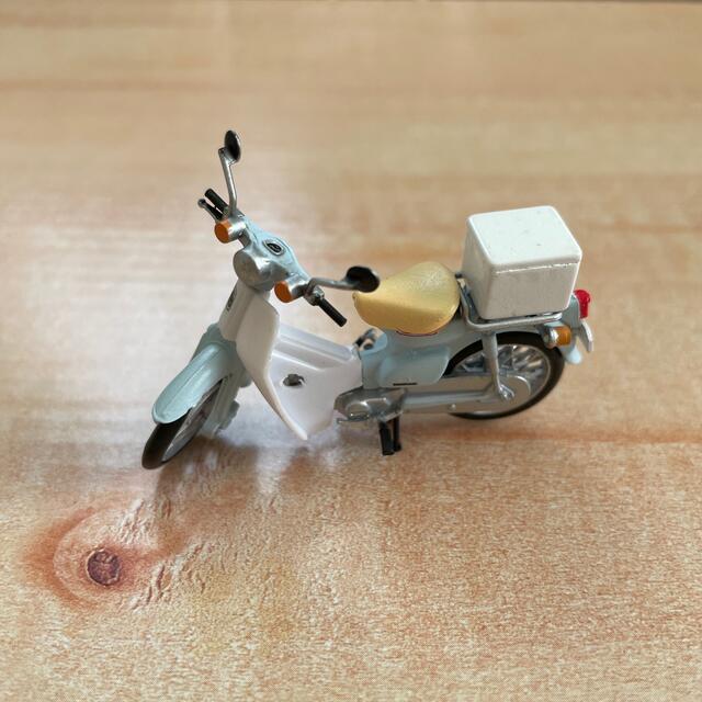 AOSHIMA(アオシマ)の1/32 ホンダスーパーカブコレクション　カプセルトイ エンタメ/ホビーのフィギュア(その他)の商品写真