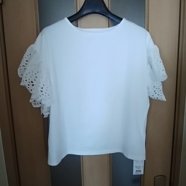 clear(クリア)のclear 袖レースTシャツ　白 レディースのトップス(Tシャツ(半袖/袖なし))の商品写真