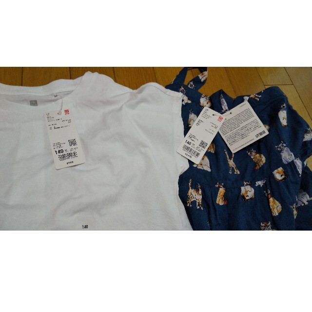 UNIQLO(ユニクロ)の140 ユニクロ PAUL & JOE猫柄ワンピ&Tシャツ キッズ/ベビー/マタニティのキッズ服女の子用(90cm~)(ワンピース)の商品写真