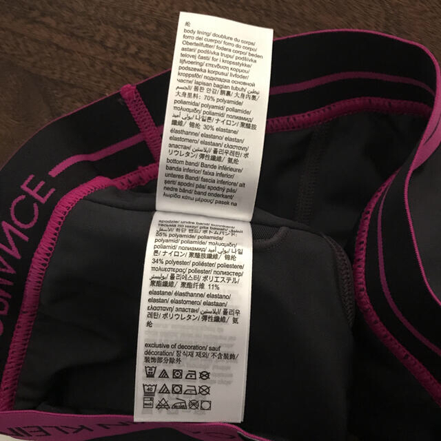 Calvin Klein(カルバンクライン)のセール☆CALVIN KLEINカルバンクライン　新品　ブラトップ レディースの下着/アンダーウェア(ブラ)の商品写真