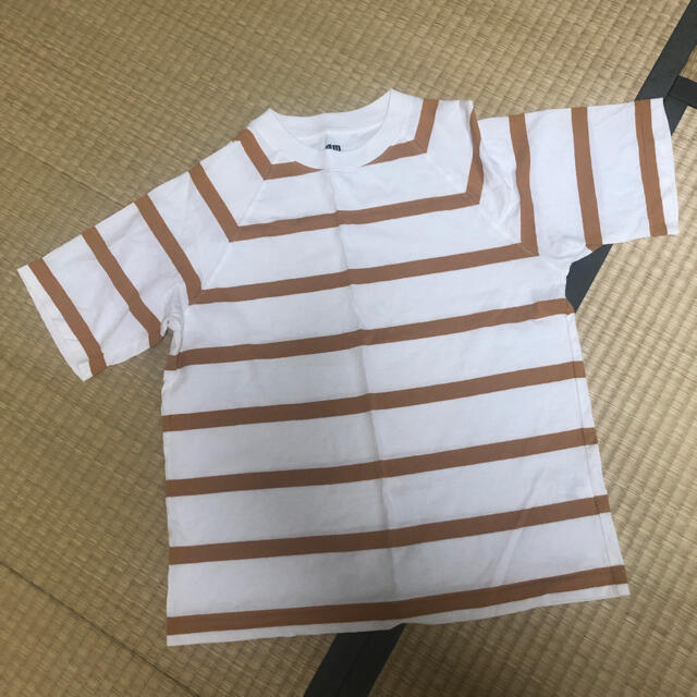 ユニクロ　160 Ｔシャツ キッズ/ベビー/マタニティのキッズ服男の子用(90cm~)(Tシャツ/カットソー)の商品写真