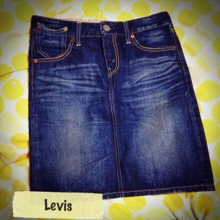 リーバイス(Levi's)のLevi'sデニムスカート＊(ひざ丈スカート)