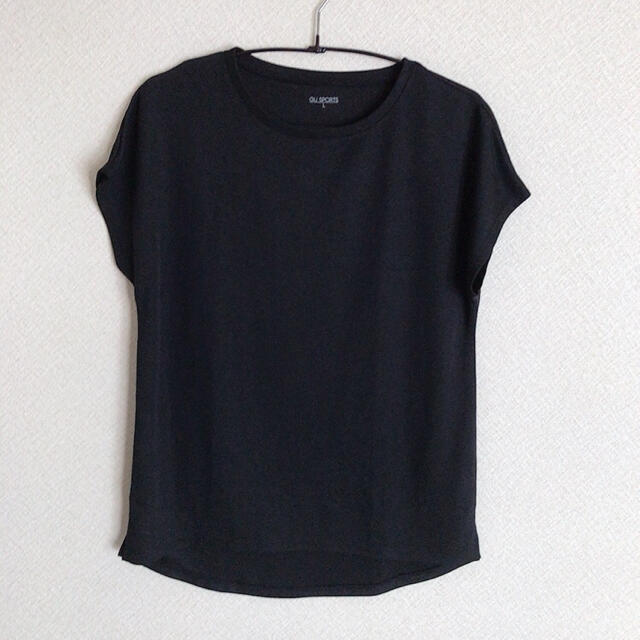 GU(ジーユー)のGU レディーススポーツTシャツLサイズ　ブラック レディースのトップス(Tシャツ(半袖/袖なし))の商品写真