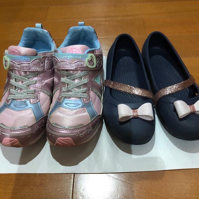 crocs(クロックス)のお値下げ中！バネの力&クロックス  リナ　21センチ〜 キッズ/ベビー/マタニティのキッズ靴/シューズ(15cm~)(サンダル)の商品写真