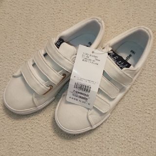 ベベ(BeBe)のBeBe ベベ スニーカー 19 ㎝ 新品 未使用 女の子 男の子(スニーカー)