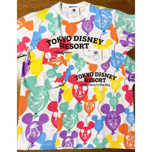 Disney(ディズニー)のディズニーバルーン柄シャツ　Ｌサイズ レディースのトップス(Tシャツ(半袖/袖なし))の商品写真