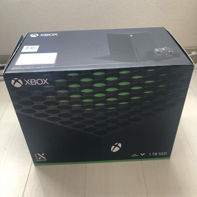 新品　Xbox Series X 本体 RRT-00015