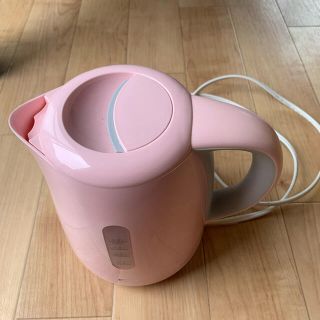 ニトリ(ニトリ)の電気ケトル　中古　ピンク　容量1.2Ｌ(電気ケトル)