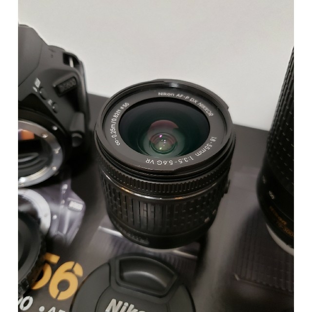 Nikon D5600 ダブルズームキット 一眼レフカメラ