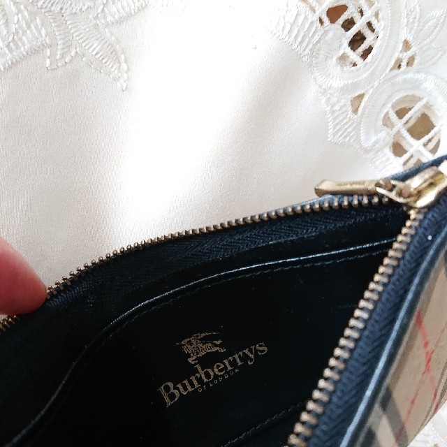 BURBERRY(バーバリー)のBURBERRYS☆バーバリー☆ペンケース☆ポーチ☆ノバチェック柄 レディースのファッション小物(その他)の商品写真