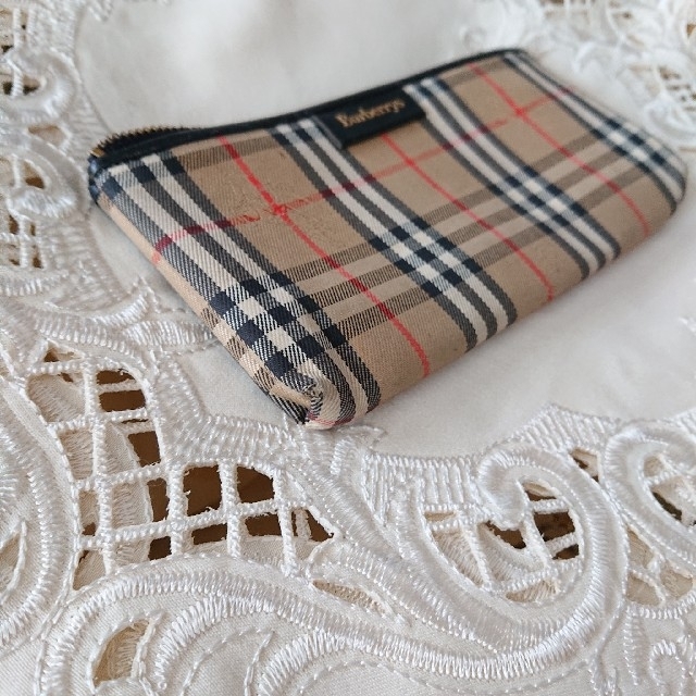 BURBERRY(バーバリー)のBURBERRYS☆バーバリー☆ペンケース☆ポーチ☆ノバチェック柄 レディースのファッション小物(その他)の商品写真