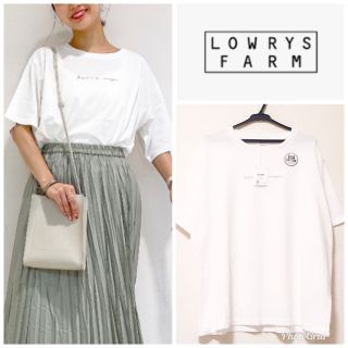 ローリーズファーム(LOWRYS FARM)の《新品》ローリーズファーム❤︎ロゴTシャツ(Tシャツ(半袖/袖なし))