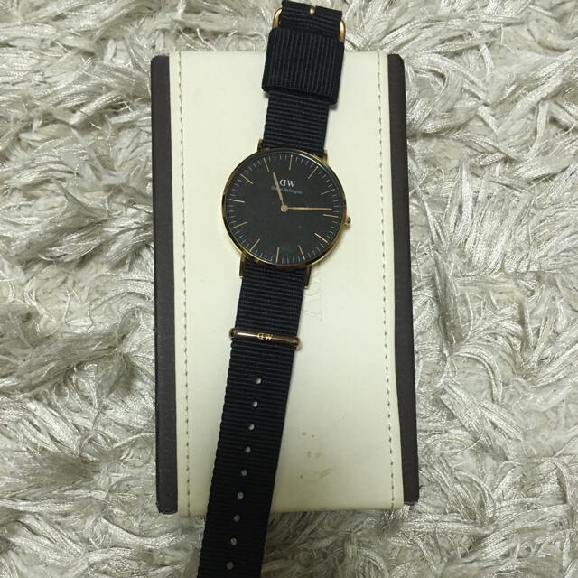 Daniel Wellington(ダニエルウェリントン)のダニエルウェリントン  腕時計  36mm  ゴールド×ブラック レディースのファッション小物(腕時計)の商品写真