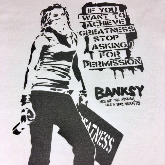 新品 バズる BANKSY バンクシー スプレー ガール グラフィティ ロンT