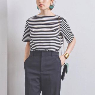 ユナイテッドアローズ(UNITED ARROWS)の美品　ユナイテッドアローズ　ボーダー　ボートネックTシャツ(Tシャツ(半袖/袖なし))