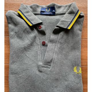 フレッドペリー(FRED PERRY)のFRED PERRYポロシャツ　38サイズ(ポロシャツ)