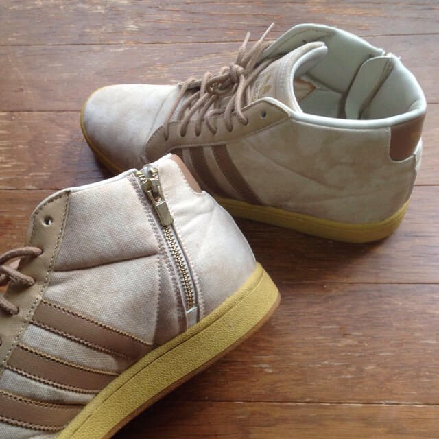 adidas(アディダス)のメンズ☆アディダスハイカット メンズの靴/シューズ(スニーカー)の商品写真