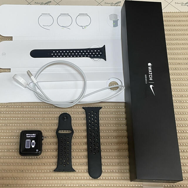 Apple Watch(アップルウォッチ)のApple Watch series 3 NIKE+ 42mm【GPS】 スマホ/家電/カメラのスマホ/家電/カメラ その他(その他)の商品写真