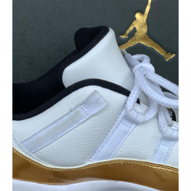 NIKE(ナイキ)の【中古】AIR JORDAN 11 RETRO LOW メンズの靴/シューズ(スニーカー)の商品写真