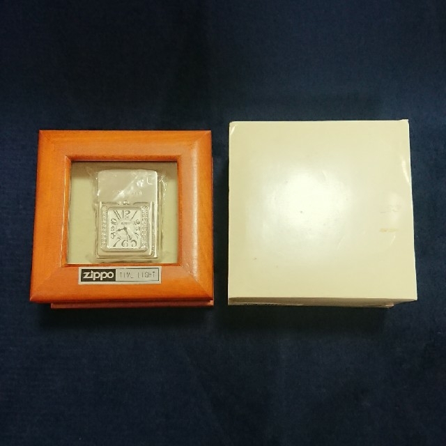 ZIPPO(ジッポー)のZIPPO TIME LITE メンズのファッション小物(タバコグッズ)の商品写真