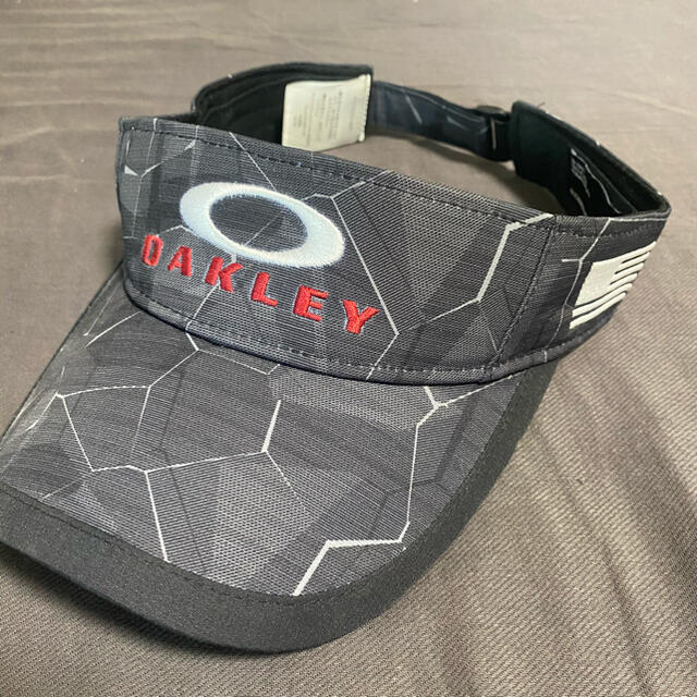 Oakley(オークリー)のオークリー　サンバイザー メンズの帽子(サンバイザー)の商品写真