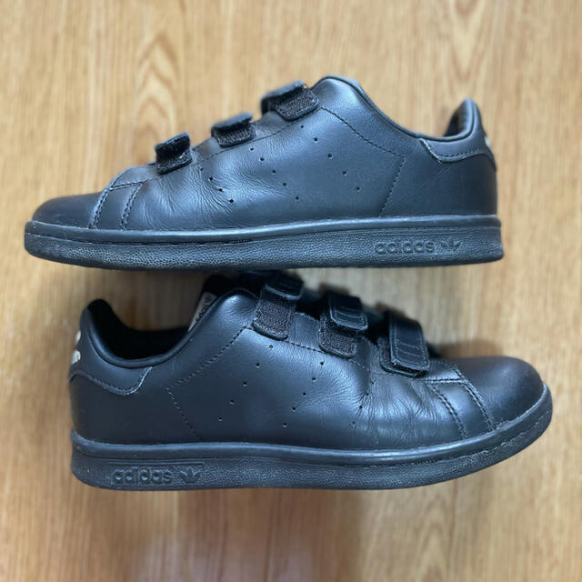 adidas(アディダス)のadidas スタンスミス/stan smith 21.0cm キッズ/ベビー/マタニティのキッズ靴/シューズ(15cm~)(スニーカー)の商品写真