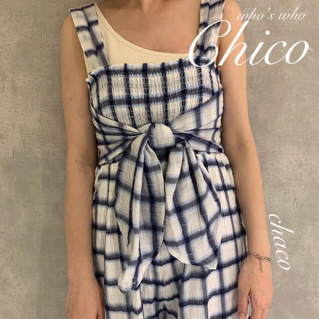 who's who Chico(フーズフーチコ)の僅か新品¥7452【Chico】チェック柄2wayベアパンツ サロペット  レディースのパンツ(サロペット/オーバーオール)の商品写真