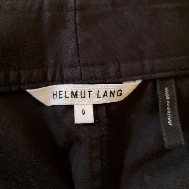 HELMUT LANG(ヘルムートラング)の新品未使用/ヘルムートラング/コットンリネン素材/パッチポケットショートパンツ レディースのパンツ(ショートパンツ)の商品写真
