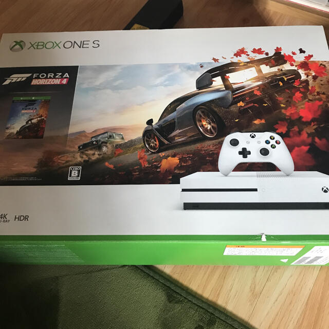 Xbox(エックスボックス)のXboxOne S本体 1TB Forza Horizon 4同梱版 エンタメ/ホビーのゲームソフト/ゲーム機本体(家庭用ゲーム機本体)の商品写真