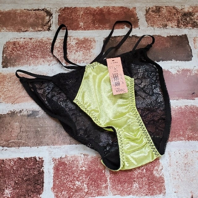 aimer feel - ☆.エメフィール☆..新品..セクシーサテンブラ aimer feel - ☆.エメフィール☆..新品..セクシーサテンブラ