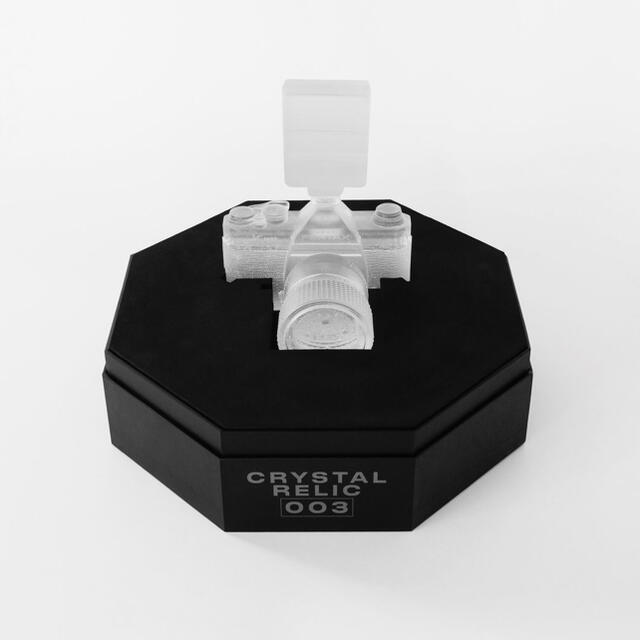 Daniel Arsham Crystal Relic pentax カメラ エンタメ/ホビーの美術品/アンティーク(彫刻/オブジェ)の商品写真