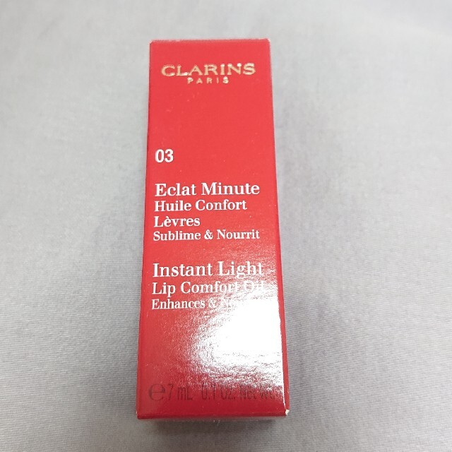 CLARINS(クラランス)の<新品未開封>CLARINS リップオイル コスメ/美容のベースメイク/化粧品(リップグロス)の商品写真