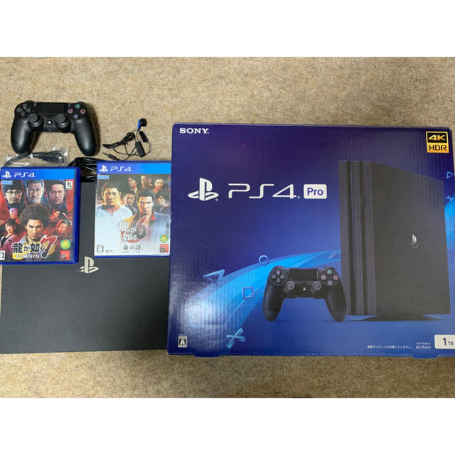 PlayStation4 Pro 1TB CUH-7100BB01＋ソフト×2