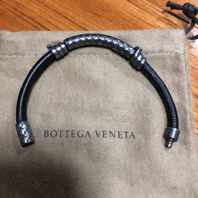 Bottega Veneta(ボッテガヴェネタ)のBOTTEGA VENETA ブレスレット  メンズ メンズのアクセサリー(ブレスレット)の商品写真