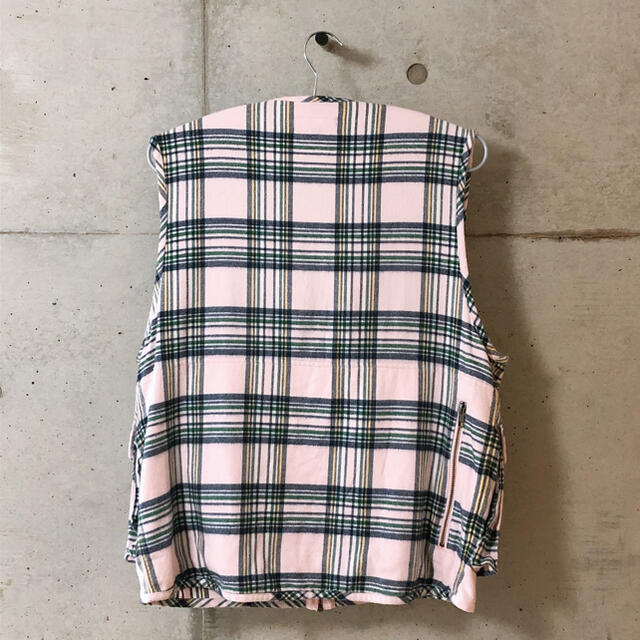 Supreme(シュプリーム)のSupreme Tartan Flannel Cargo Vest メンズのトップス(ベスト)の商品写真