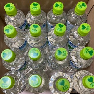 サントリー(サントリー)のサントリー　GREEN DA・KA・RA 600ml 32本(ソフトドリンク)