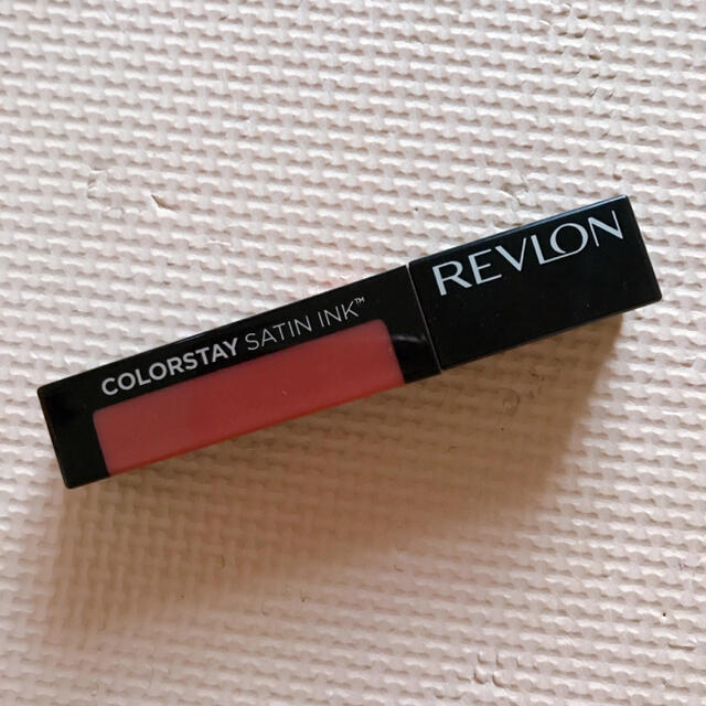 REVLON(レブロン)の試し塗りのみ　レブロン　カラーステイ　サテンインク　06 コスメ/美容のベースメイク/化粧品(口紅)の商品写真