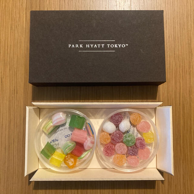 京飴　パークハイアット東京　箱入り　ギフト　和菓子　飴　あめ 食品/飲料/酒の食品(菓子/デザート)の商品写真