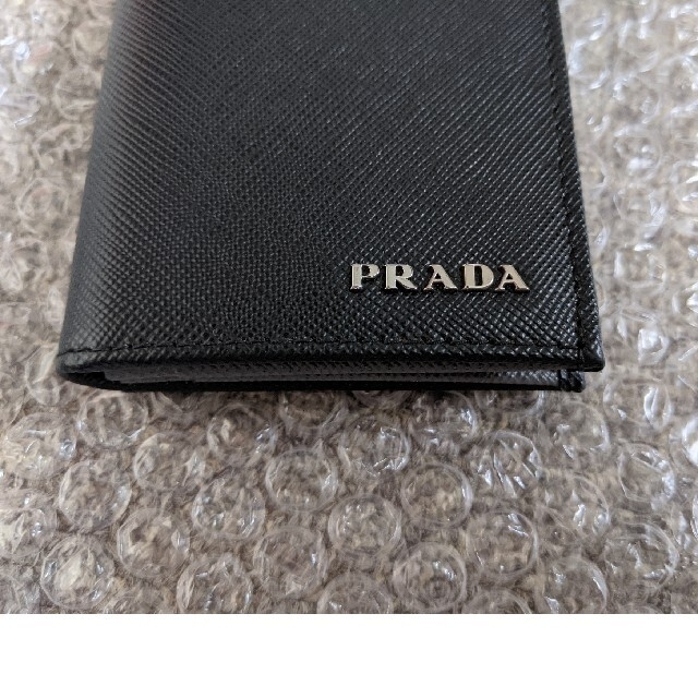 PRADA(プラダ)のプラダ PRADA メンズサフィアーノ レザー カードケース 名刺入れ黒 ブ メンズのファッション小物(名刺入れ/定期入れ)の商品写真
