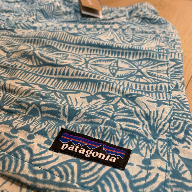 patagonia(パタゴニア)のginnnn様専用　新品　パタゴニア　5インチ メンズ バギーズ ショーツ　S メンズのパンツ(ショートパンツ)の商品写真