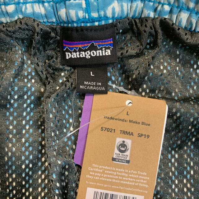 patagonia(パタゴニア)の新品　パタゴニア　5インチ メンズ バギーズ ショーツ　TRMA　Lサイズ メンズのパンツ(ショートパンツ)の商品写真