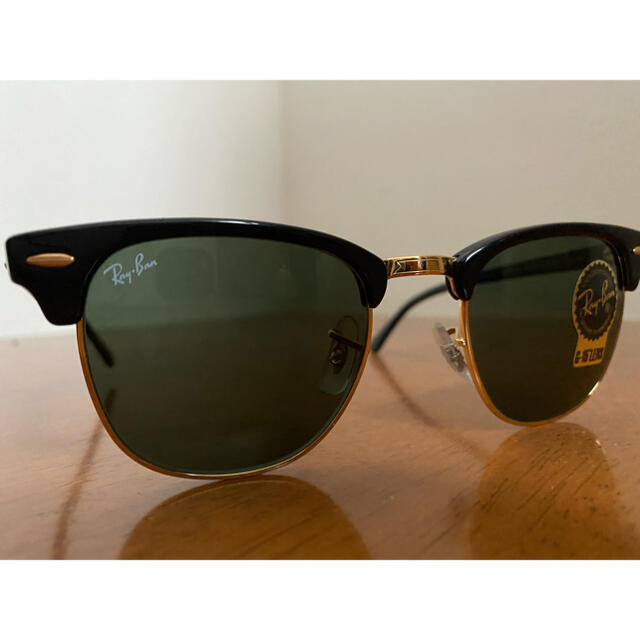 Ray-Ban(レイバン)の【新品】正規品 レイバン Ray-Ban サングラス ケース付き メンズのファッション小物(サングラス/メガネ)の商品写真