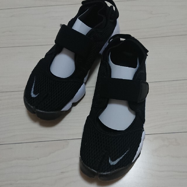 新品24㎝ NIKE ナイキ WMNS エアリフト ブリーズ　ドット　水玉