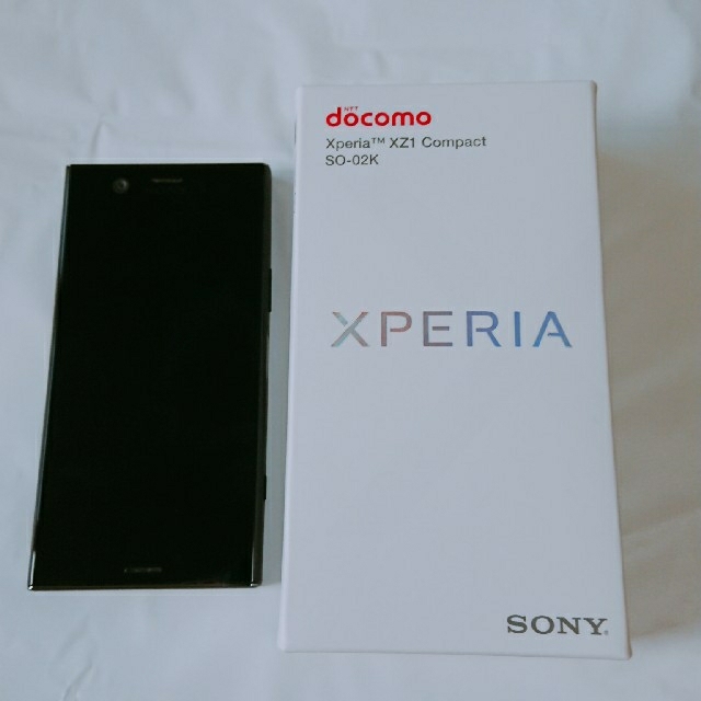 Xperia(エクスペリア)のSONY Xperia XZ1 Compact SO-02K docomo 黒 スマホ/家電/カメラのスマートフォン/携帯電話(スマートフォン本体)の商品写真