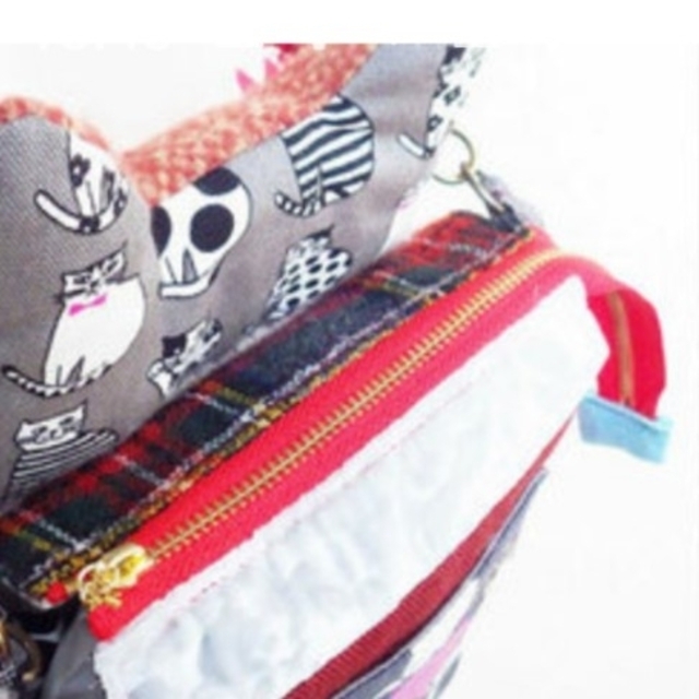猫さんポシェットフラワーワンピちゃん レディースのバッグ(ショルダーバッグ)の商品写真