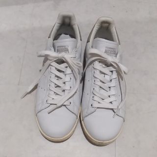 アディダス(adidas)のスニーカー　adidas stansmith(スニーカー)